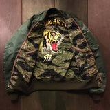  【uscountrystore】-  BIRDIE MADEBIRDIE MADE VNAF TIGER STRIPE L-2B FLIGHT JACKET w/ EMBROIDERIES, ARMY SHADE 255, REVERSIBLE, TEST SAMPLE