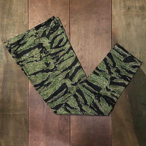 MIMURA YOKO x PHUOC HUNG RVN INSIGNIA VNMC TQLC SEAWAVE
