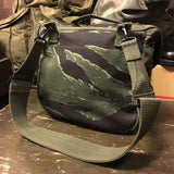  【uscountrystore】-  BIRDIE MADEBIRDIE MADE Field Pack w/ Carrying Strap